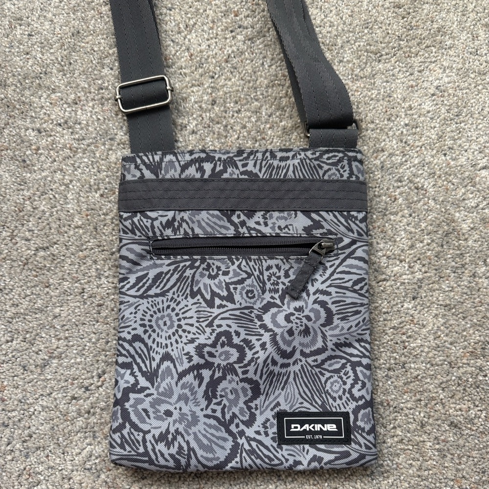 Dakine Grey Floral Crossbody Bag for women